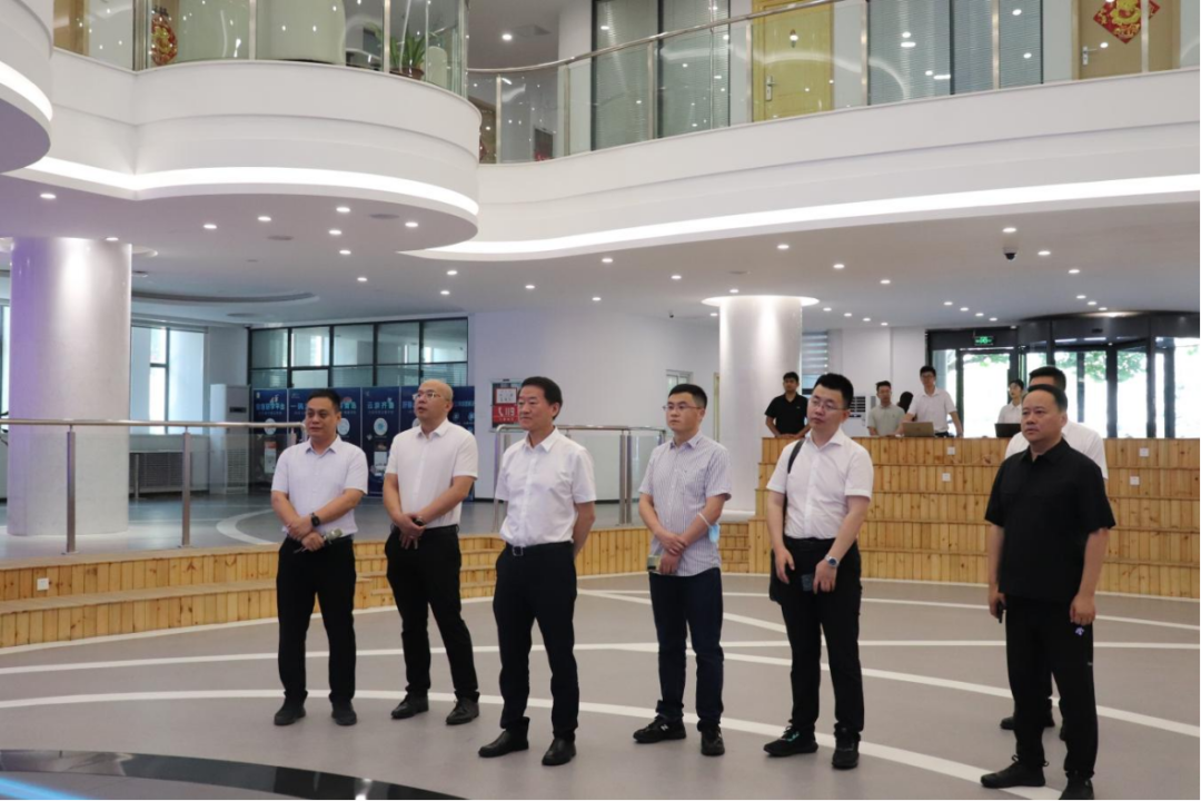 省尊龙集团：“四个导向” 推动调查研究提质增效